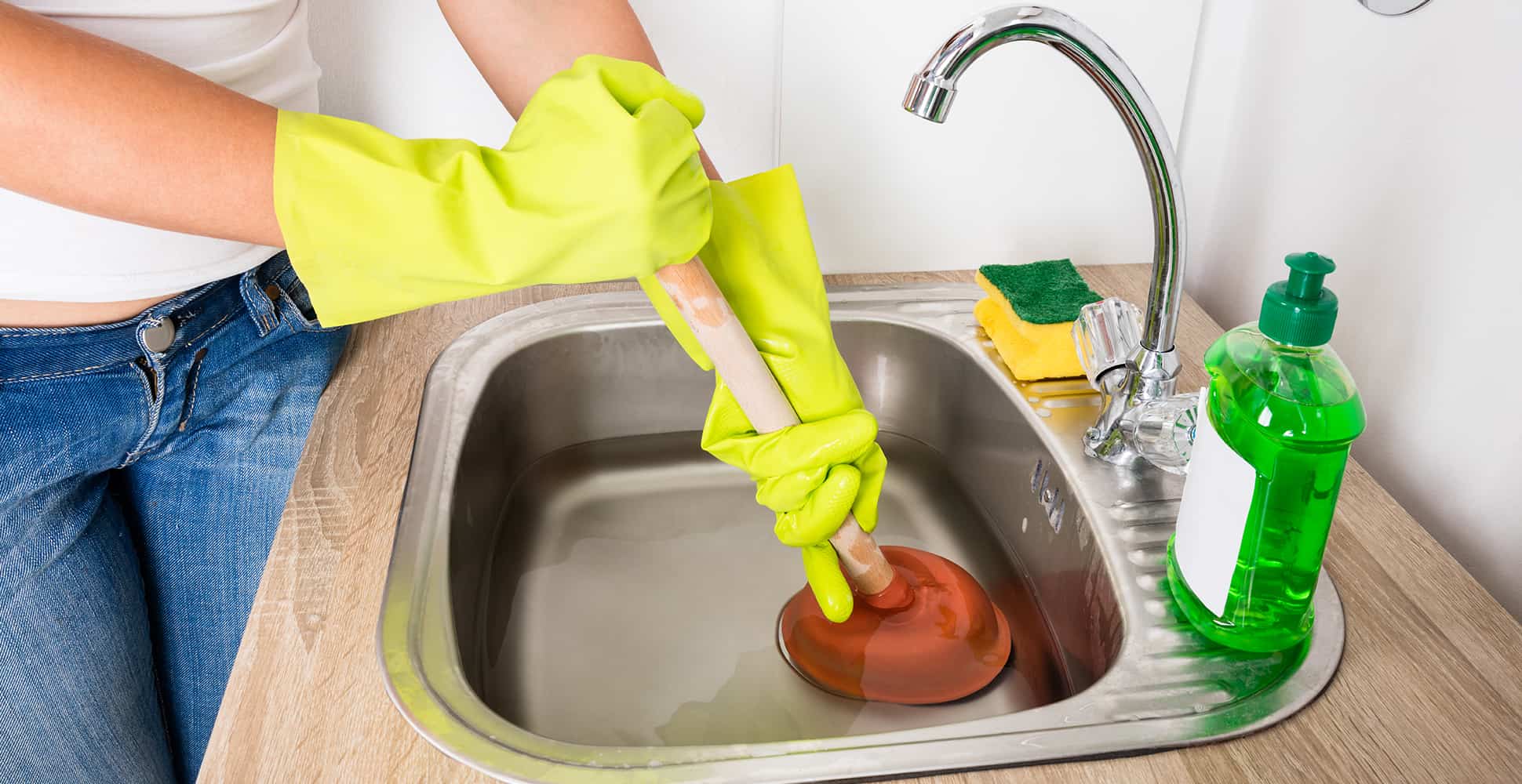 unblock kitchen sink without plunger