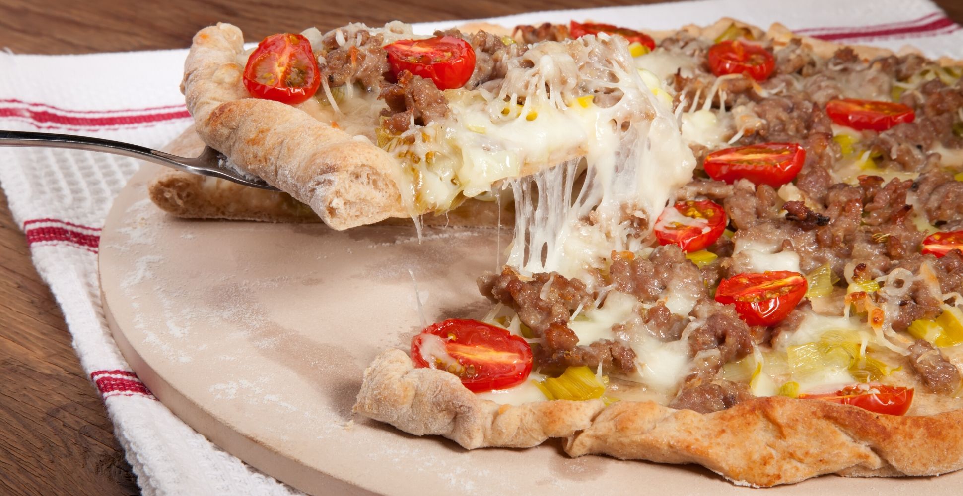5 Best Pizza Stones UK (Aug 2020 Review) Spruce Up!