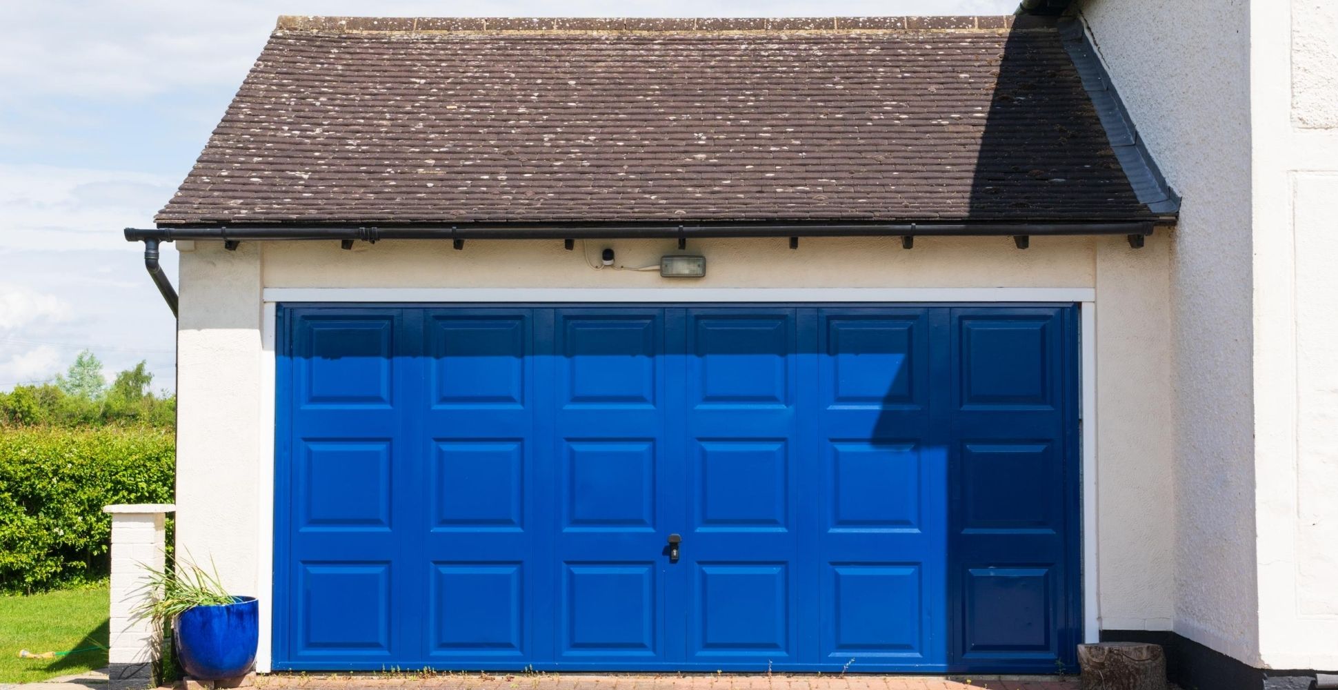 Creatice Garage Door Paint Colours Uk for Small Space