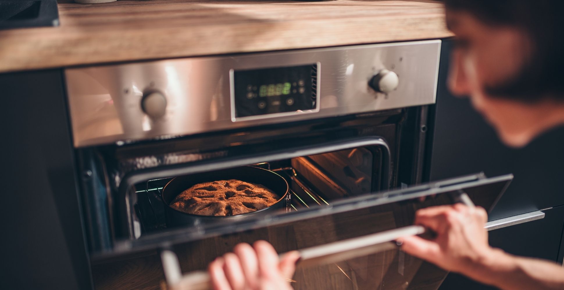 7 Best Oven Liners UK (2022 Review) Spruce Up!